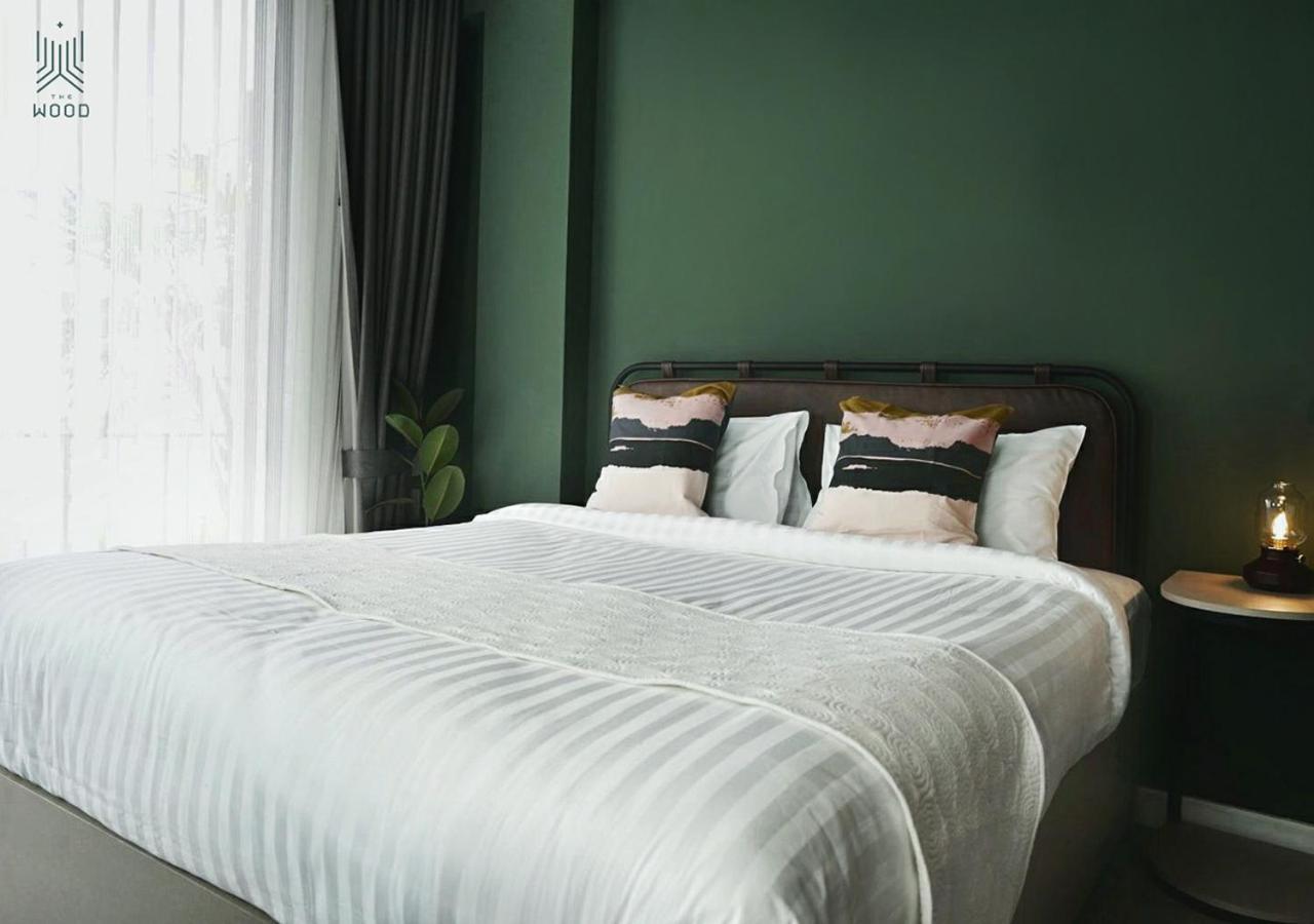 The Wood Hotell Surin Eksteriør bilde